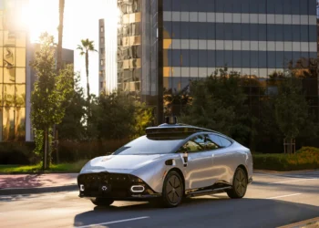 Tensor debuts world’s first personal Robocar in Dubai